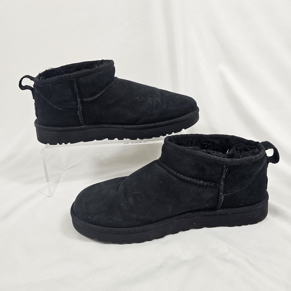 UGG Classic Ultra Mini In Black - Size 10